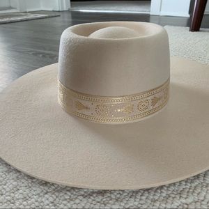 Fedora Boater Hat in Cream - 100% Australian Wool